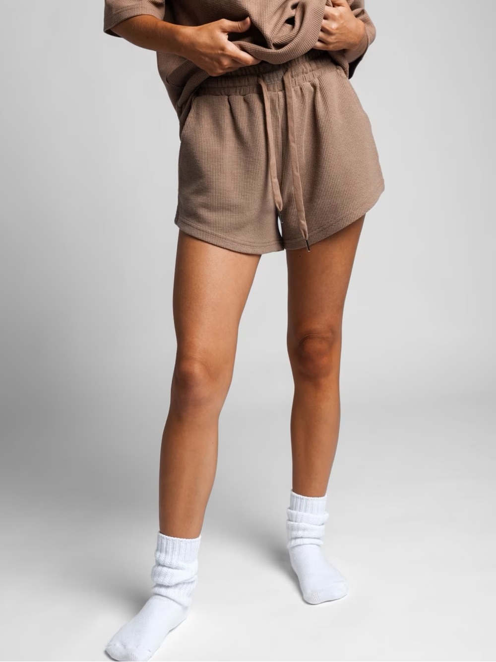 Comfrt Waffle Lounge Top and Shorts in Truffle - Picture 3 of 8